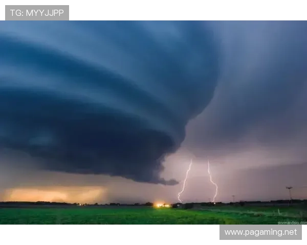 风暴中心的逆袭故事如何在质疑声浪中实现惊艳突围